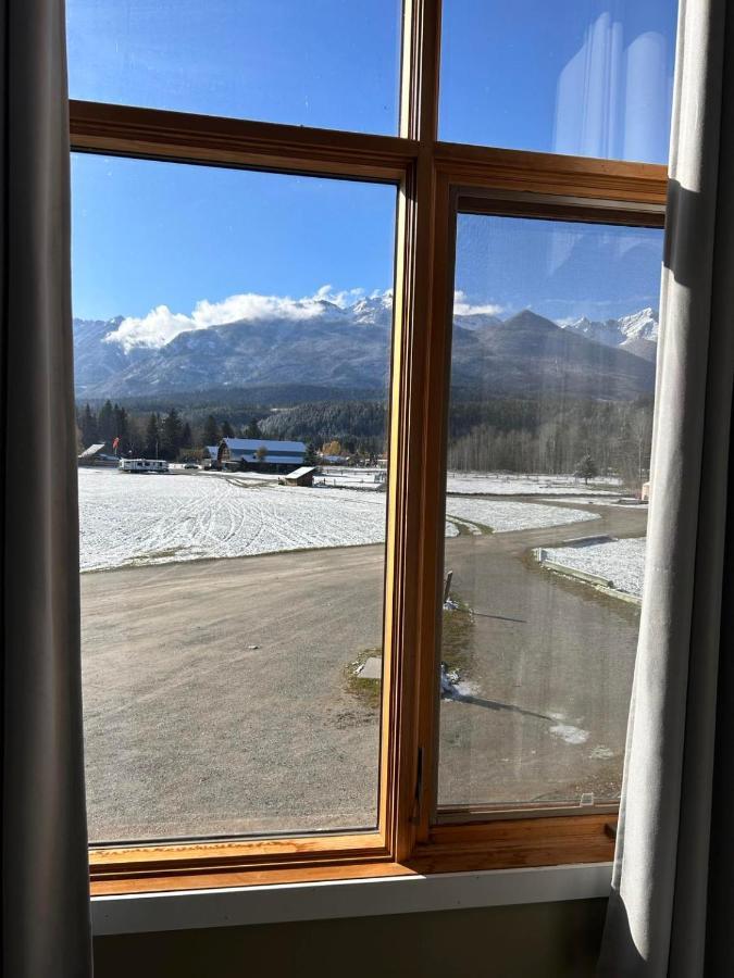 Mountain Magic Golden Exterior foto